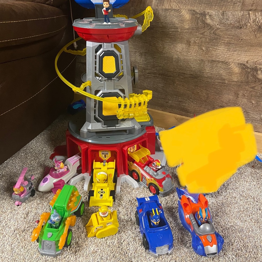 Paw patrol lot - mighty tower and all pups with vehicles